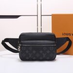 LV Outdoor Bumbag - 图片 2