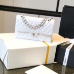 CHANEL Classic Flap Handbag - 图片 2