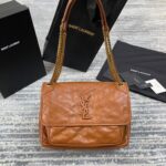SAINT LAURENT NIKI MEDIUM IN CRINKLED VINTAGE LEATHER - 图片 2