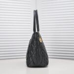 CHANEL Medallion Tote Bag - 图片 4