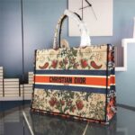DIOR BOOK TOTE light bag - 图片 3