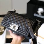 SMALL BOY CHANEL HANDBAG - 图片 3