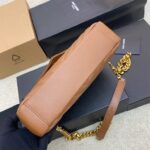 COLLEGE MEDIUM CHAIN BAG IN QUILTED LEATHER - 图片 5