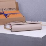 LV Lockme Clutch Purse - 图片 5