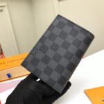 LV PASSPORT COVER - 图片 5