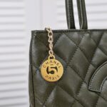 CHANEL Medallion Tote Bag - 图片 6