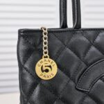 CHANEL Medallion Tote Bag - 图片 6