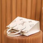Louis Vuitton ONTHEGO PM - 图片 6