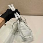 Replica Prada 1BA368 Moon padded patent leather bag White - 图片 3