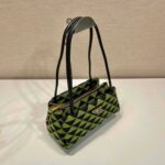 Replica Prada 1BA368 From The Runway Small embroidered fabric Prada Symbole bag Black Ivy Green - 图片 2