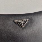 Replica Prada 2VH113 Saffiano Leather Shoulder Bag in Black - 图片 5