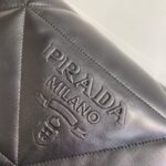 Replica Prada Padded nappa leather shoulder bag 1BD306 Black - 图片 3