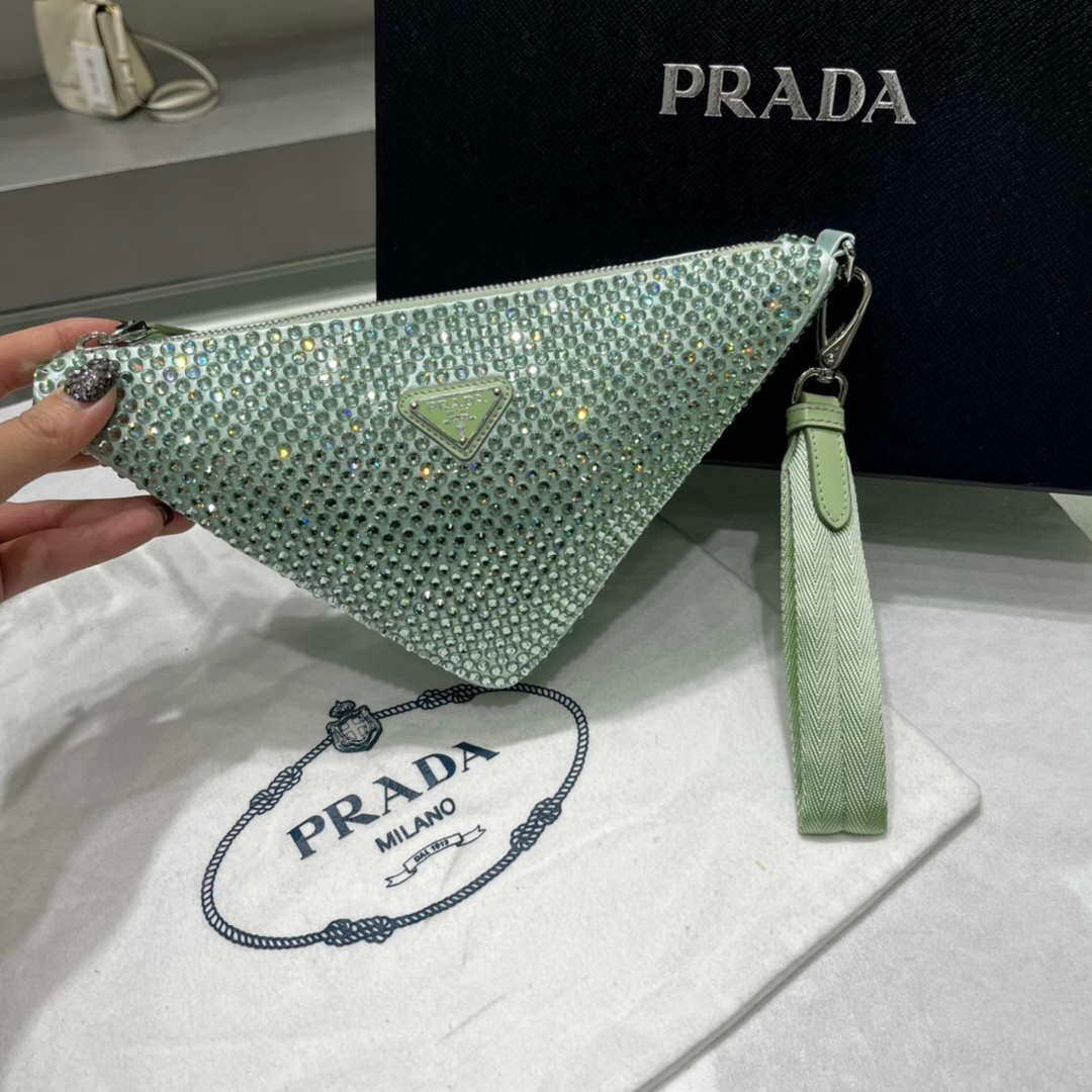 65324dc21039b.jpg Replica Prada 1NE039 Crystal-studded satin pouch Green - 图片 1