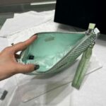 Replica Prada 1NE039 Crystal-studded satin pouch Green - 图片 7