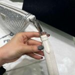 Replica Prada 1NE039 Crystal-studded satin pouch White - 图片 6
