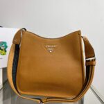 Replica Prada Leather hobo bag 1BC073 Tan - 图片 6