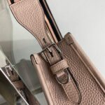 Replica Prada Leather hobo bag 1BC073 In Pink - 图片 4