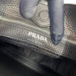 Replica Prada Leather hobo bag 1BC073 In Black - 图片 7