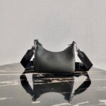 Replica Prada 1BH204 Prada Re-Edition 2005 Saffiano leather Bag in Black Silver - 图片 2