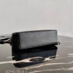 Replica Prada 1BH204 Prada Re-Edition 2005 Saffiano leather Bag in Black Silver - 图片 3