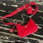 Replica Prada 1BH204 Prada Re-Edition 2005 Nylon Bag Red - 图片 4