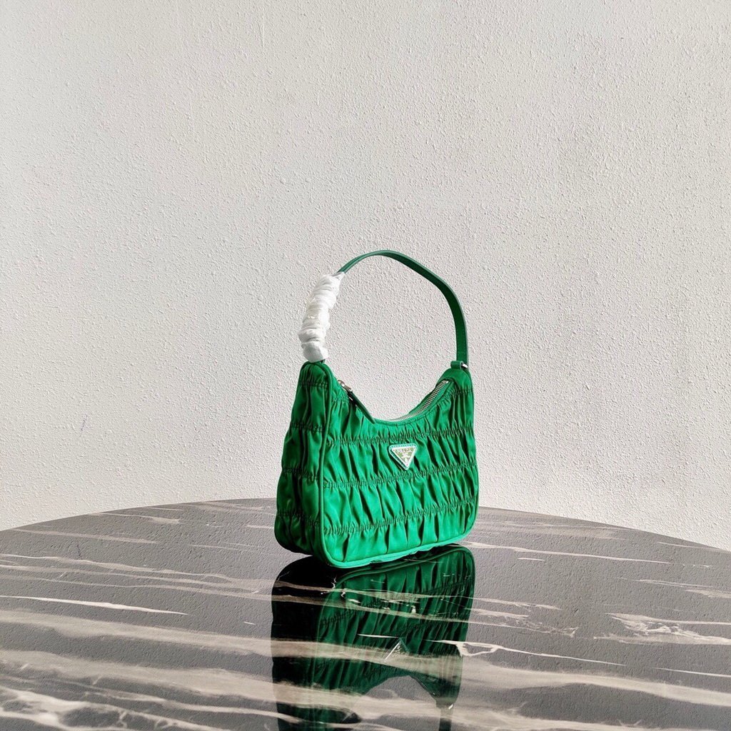 65324f0c22f9a.jpg Replica Prada 1NE204 Prada Nylon and Saffiano Leather Mini Bag in Green - 图片 1