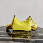Replica Prada 1BH204 Prada Re-Edition 2005 Nylon Bag Light Yellow - 图片 2