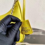 Replica Prada 1BH204 Prada Re-Edition 2005 Nylon Bag Light Yellow - 图片 5