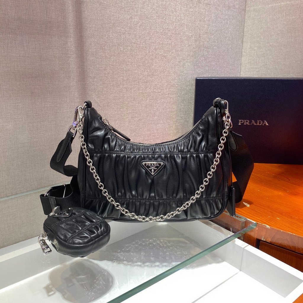 65324f29e46b4.jpg Replica Prada 1BH204 Mini Bags Prada Crossbody Leather bag In Black - 图片 1