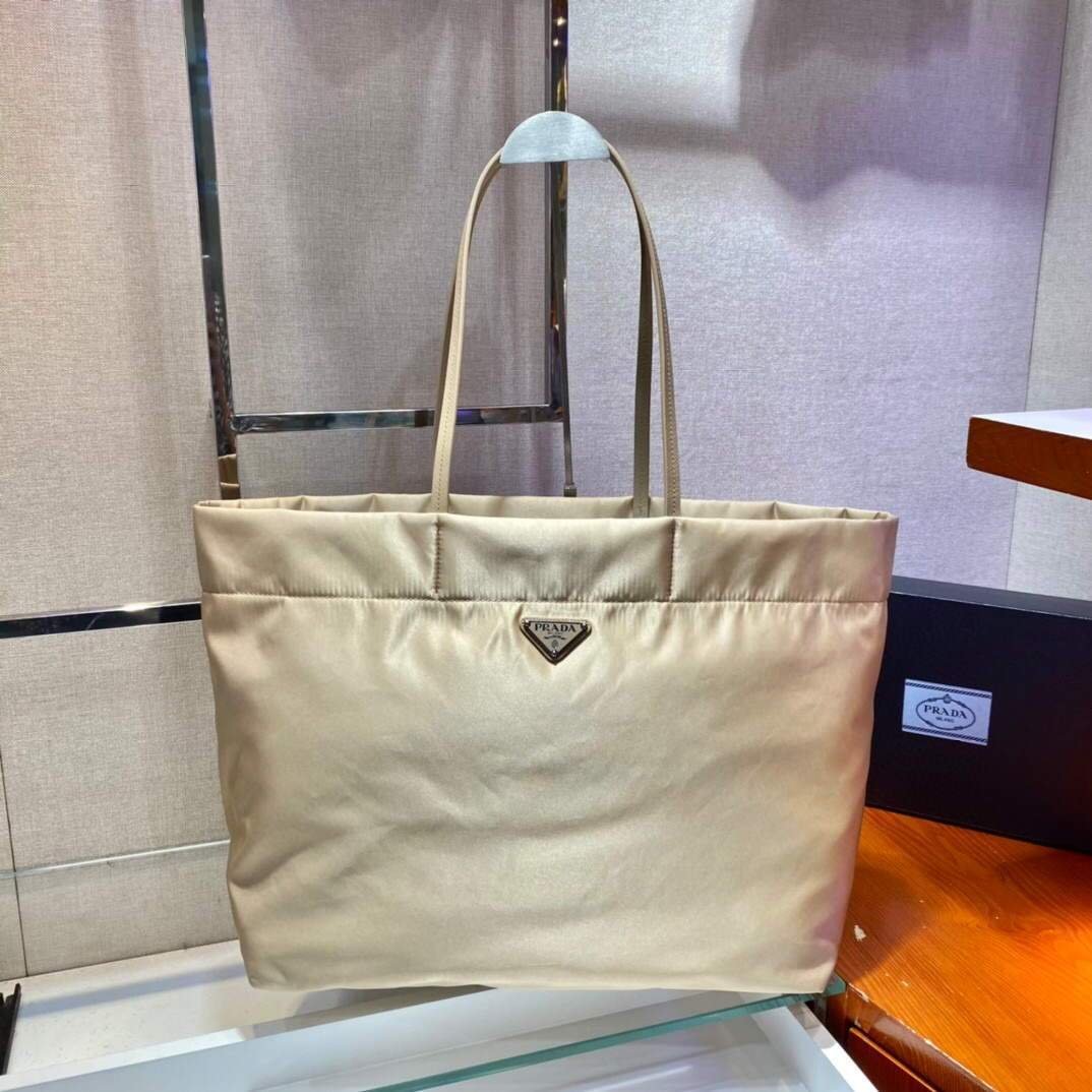 65324f5036e7e.jpg Replica Prada 1BG107 Re Nylon Medium Tote Bag Apricot - 图片 1