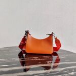 Replica Prada 1BH204 Prada Re-Edition 2005 Saffiano leather Bag in Orange - 图片 2