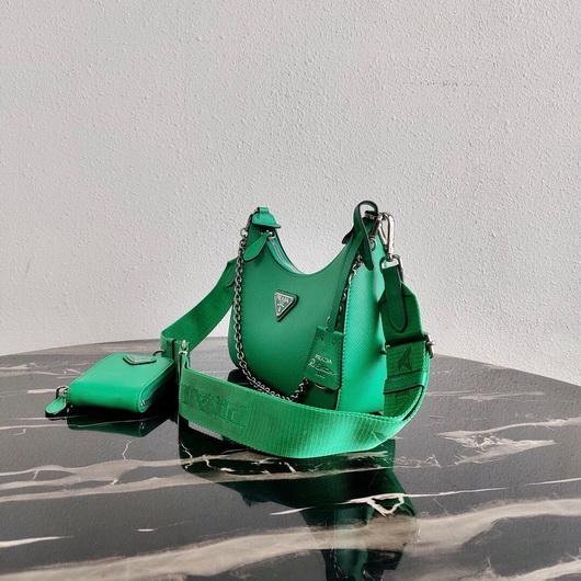 65324fa9f1176.jpg Replica Prada 1BH204 Prada Re-Edition 2005 Saffiano leather Bag in Green - 图片 1