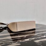 Replica Prada 1BH204 Prada Re-Edition 2005 Saffiano leather Bag in Apricot Silver - 图片 3