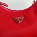Replica Prada 1BH204 Prada Re-Edition 2005 Nylon Bag Red - 图片 5