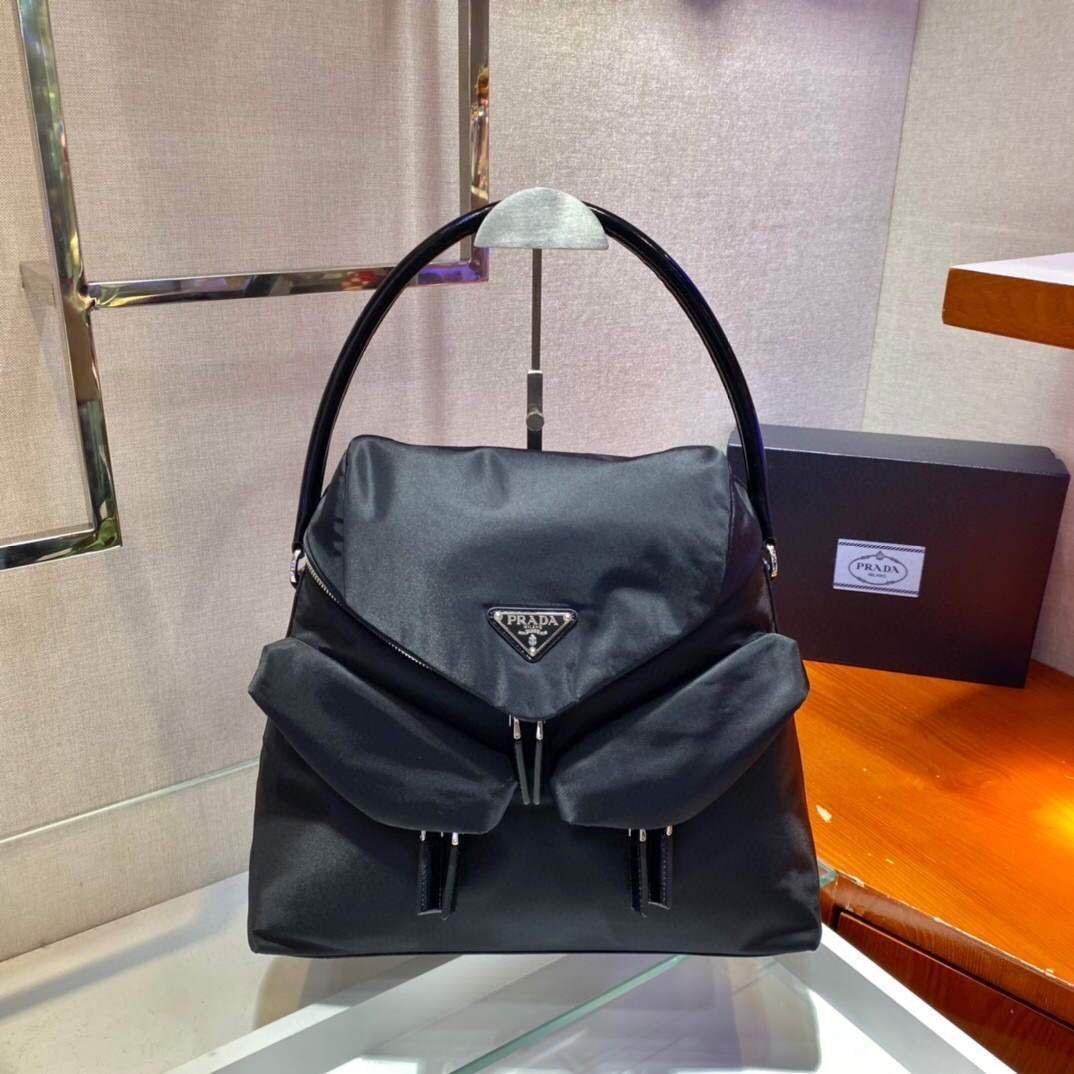 65325043776db.jpg Replica Prada Signaux Nylon and Leather Hobo Bag 1BC160 Black - 图片 1