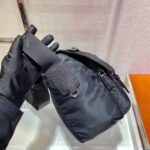 Replica Prada Medium Nylon Shoulder Bag 1BD671 Black - 图片 5