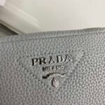 Replica Prada Leather bag with shoulder strap 1BH082 Gray - 图片 2
