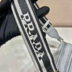 Replica Prada Leather bag with shoulder strap 1BH082 White - 图片 5