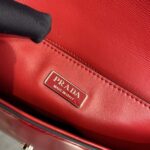 Replica Prada Brushed leather Prada Femme 1BD323 Red - 图片 7