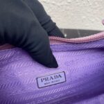 Replica Prada 1NE515 Re-Edition 2000 sequined Re-Nylon mini-bag Purple - 图片 8