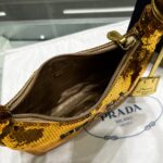 Replica Prada 1NE515 Re-Edition 2000 sequined Re-Nylon mini-bag Gold - 图片 7