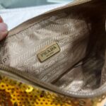 Replica Prada 1NE515 Re-Edition 2000 sequined Re-Nylon mini-bag Gold - 图片 8