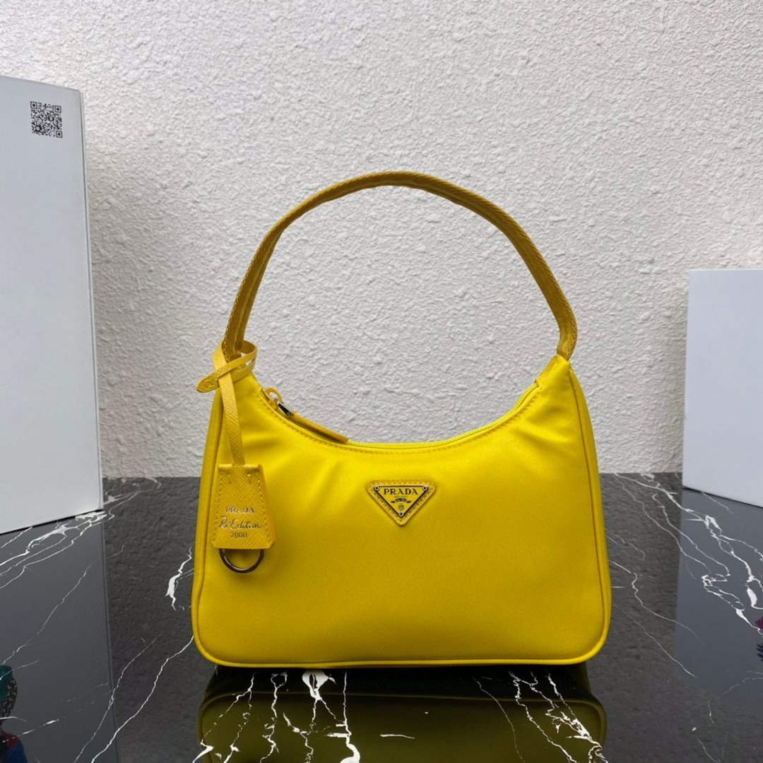 65325490121fe.jpg Replica Prada 1NE515 Re-Nylon Re-Edition 2000 mini-bag Yellow - 图片 1