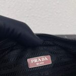 Replica Prada 1NE515 Re-Nylon Re-Edition 2000 mini-bag black red - 图片 8