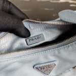 Replica Prada 1BH204 Prada Re-Edition 2005 Nylon Bag Light Blue - 图片 8
