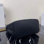 Replica Prada Nylon Vintage Chain Stray Bag 1BD625 Black - 图片 3