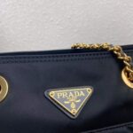 Replica Prada Nylon Vintage Chain Stray Bag 1BD625 Black - 图片 4
