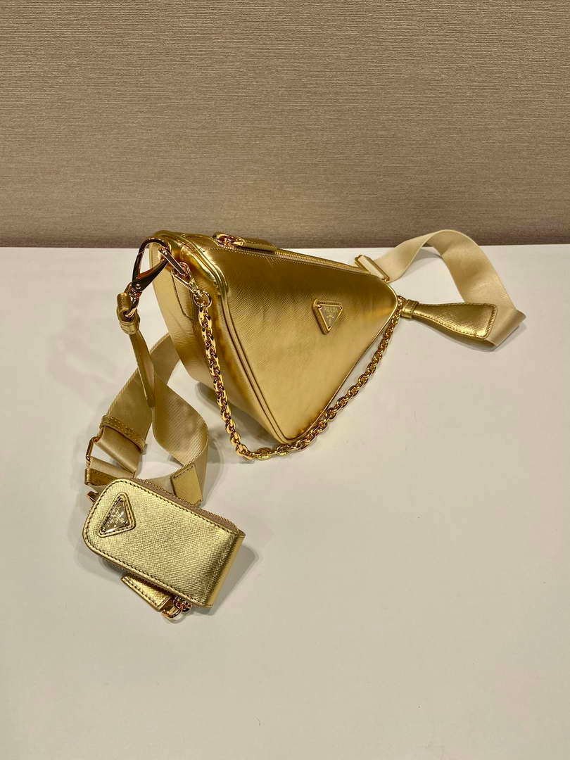 653259d5256cd.jpg Replica Prada Leather Prada Triangle shoulder bag 1BH190 Gold - 图片 1