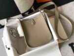 Replica Hermes Evelyne Bag Hermes Mini Crossbody Bag 20403 Silver Buckle Kakhi - 图片 3
