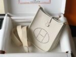 Replica Hermes Evelyne Bag Designer Hermes Mini Crossbody Bag 20396 Gold Buckle Beige - 图片 3